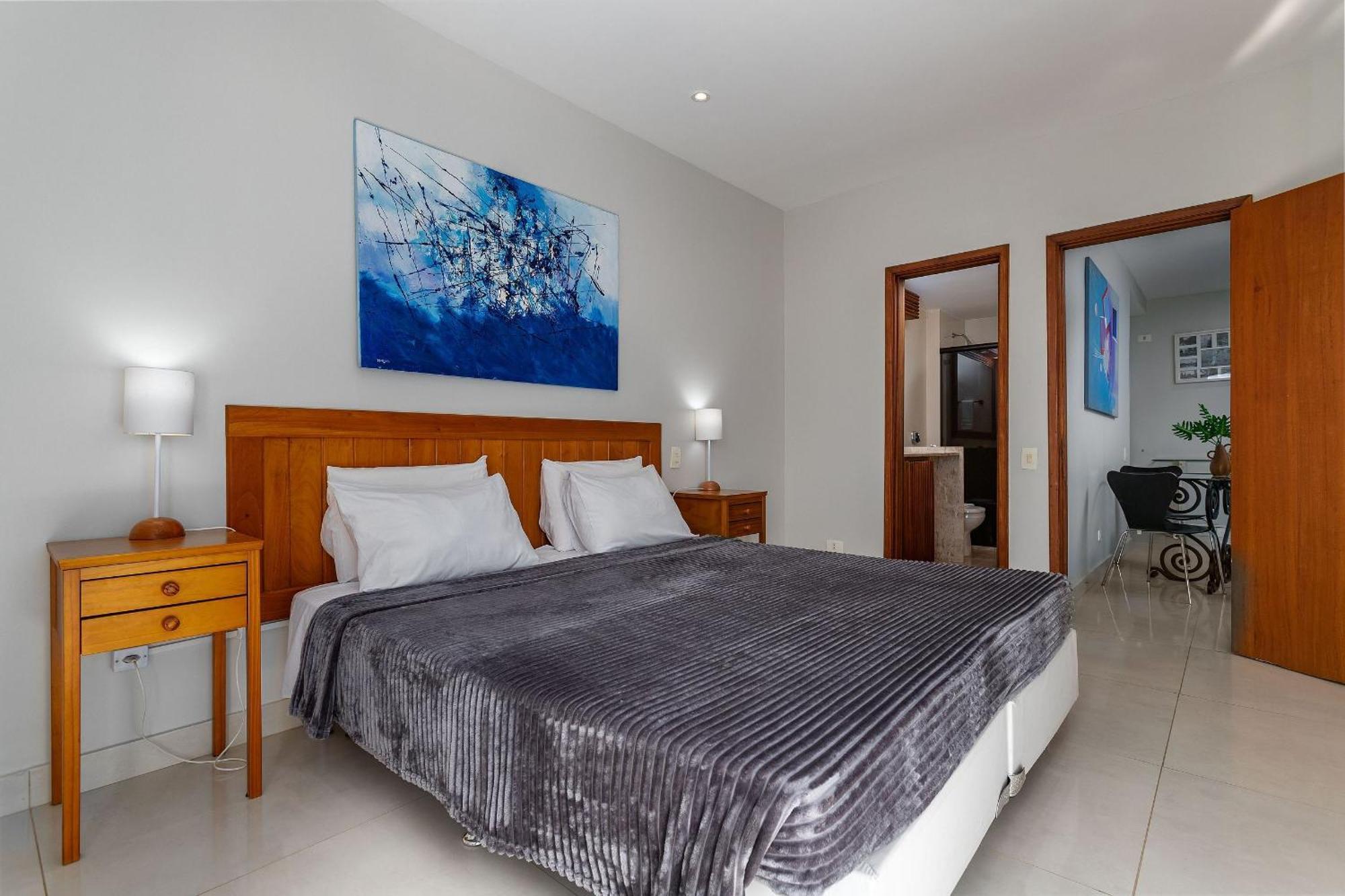 Apartamento A 150 Metros Da Do Leblon Com Academia, Arrumacao Diaria, Vista Mar E Vista O Cristo *
