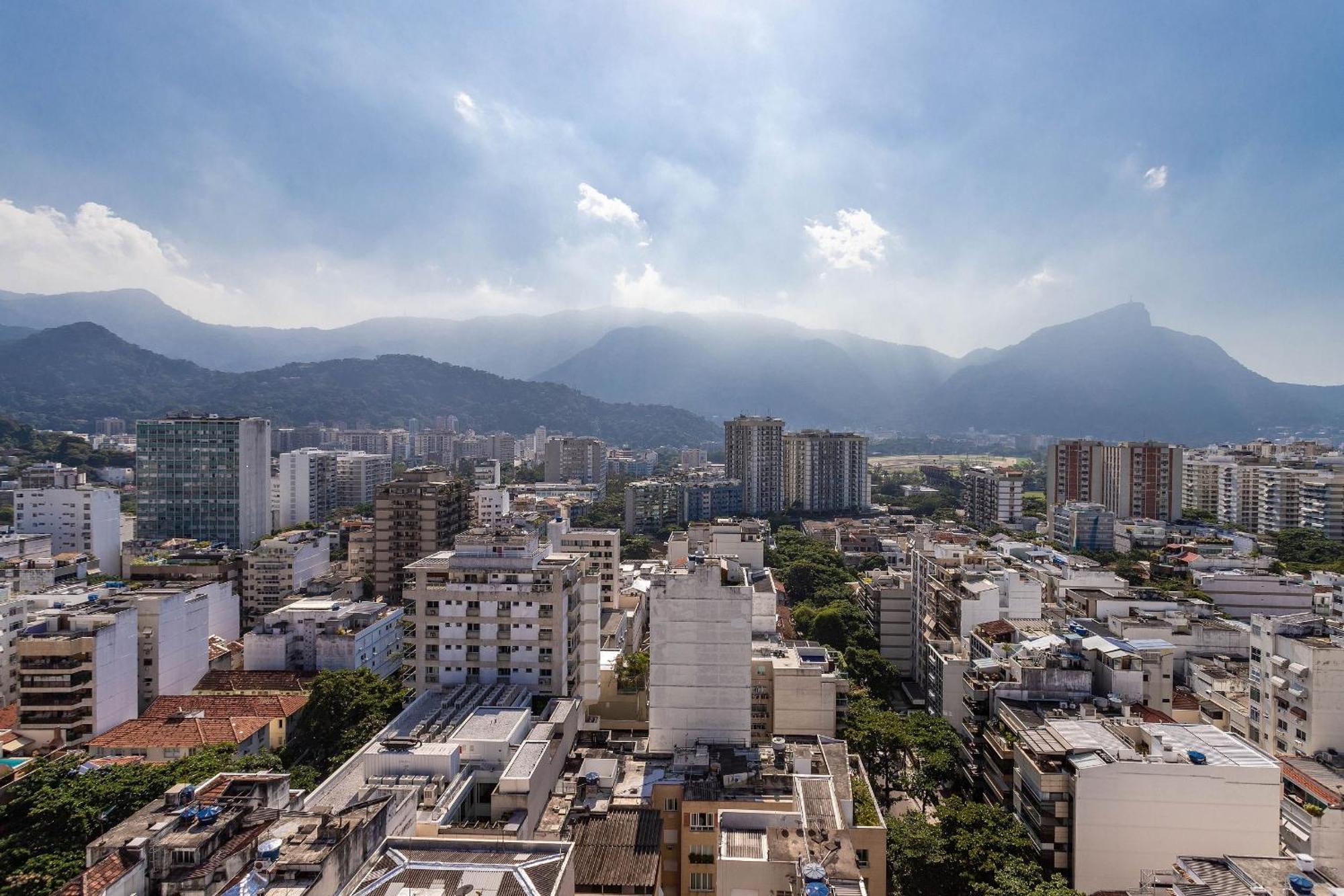 A 150 Metros Da Do Leblon Com Academia, Arrumacao Diaria, Vista Mar E Vista O Cristo